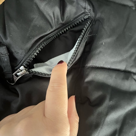 Lands End Black Kids Winter Coat with Faux Fur Hood. Warm parka. Size Large 6x/7 - Picture 8 of 8